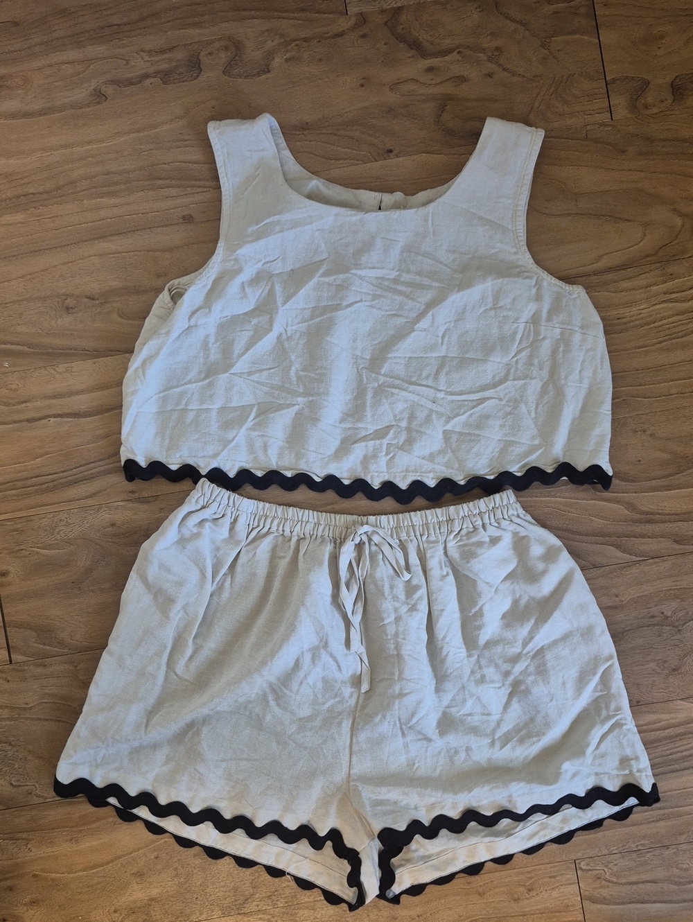 Cream Two-Piece Crop Top and Shorts Set with Black Trim